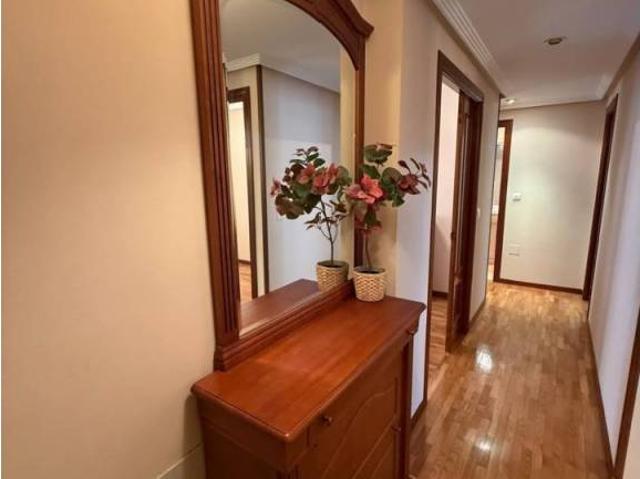Piso en Venta en Oviedo