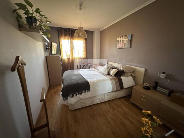 Piso en Venta en Oviedo