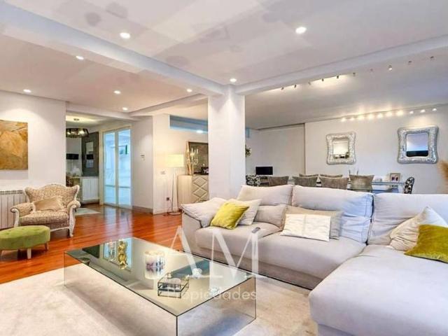 Piso en Venta en O Castro