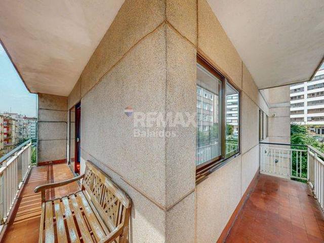 Piso en Venta en O Castro