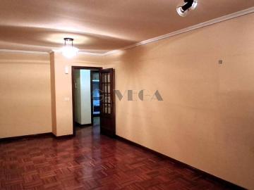 Piso en Venta en O Castro