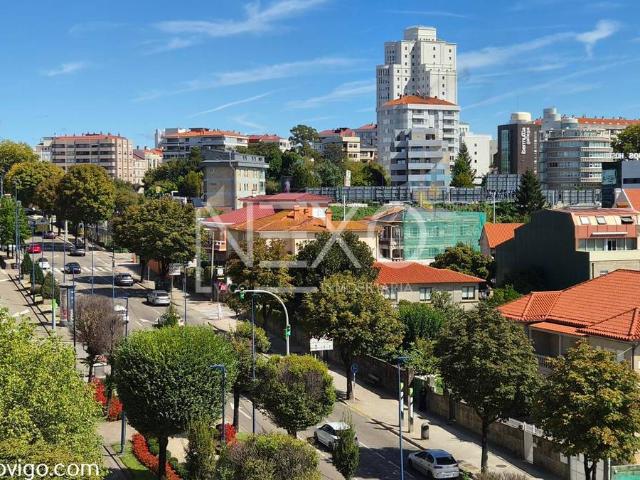 Piso en Venta en O Castro