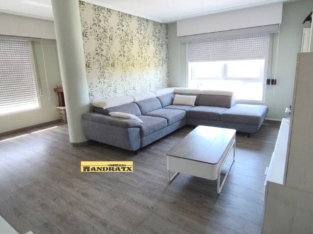 Piso en Venta en O Feal Xubia