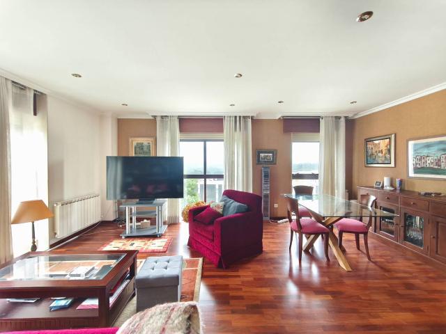 Piso en Venta en O Milladoiro