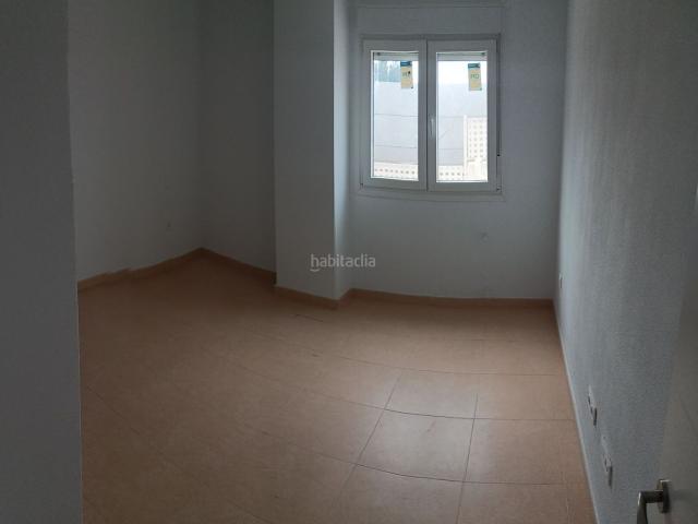 Piso en venta en Ocaña, Entrada Gasolineras. Oportunidad en ocaña reformado. Pisos.