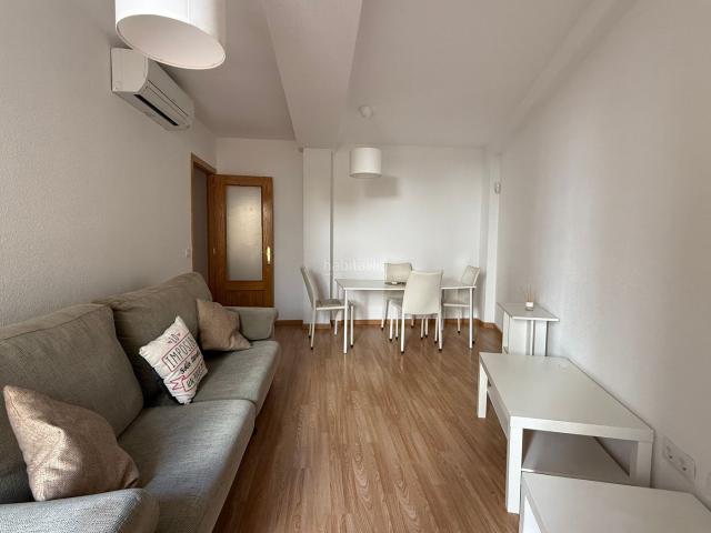 Piso en venta en Ocaña, Puerta de Murcia Colegios. Pisos.