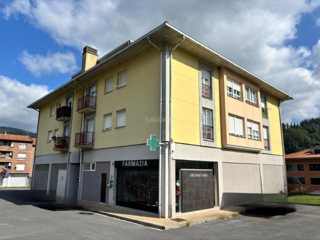 Piso en venta en Okondo. Se vende piso EXTERIOR, con GARAJE y TRASTERO. Pisos.