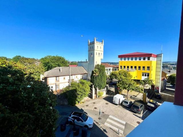 Piso en Venta en Oleiros