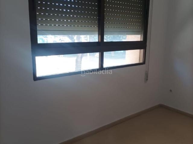 Piso en venta en Oliva, Oliva Pueblo. Piso seminuevo en Oliva. Pisos.