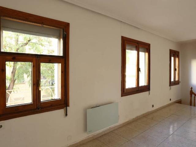 Piso en Venta en Oliver