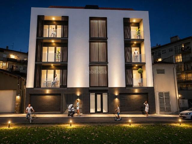 Piso en venta en Olot. OBRA NOVA A OLOT PISOS DE 3 HABITACIONS AMB TERRASSA. Pisos.