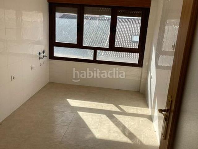 Piso en venta en Olmedo. Se vende piso en en centro de Olmedo. Pisos.