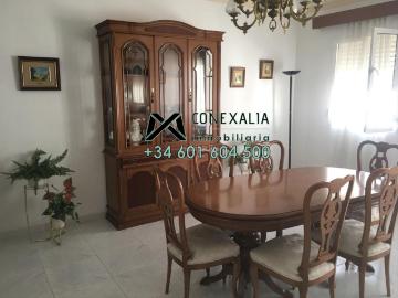 Piso en venta en Olvera. Piso en venta en Olvera, 4 dormitorios. Pisos.