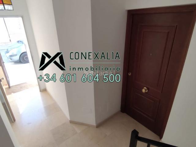 Piso en venta en Olvera. Piso en venta en Ensanche, 3 dormitorios. Pisos.