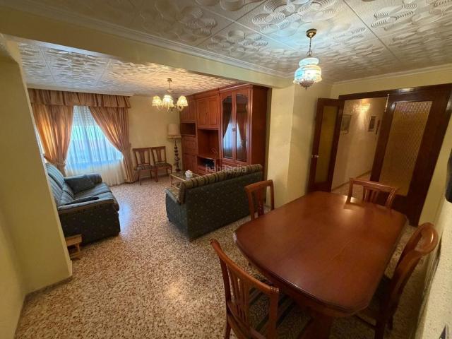 Piso en venta en Onda. Pisos.