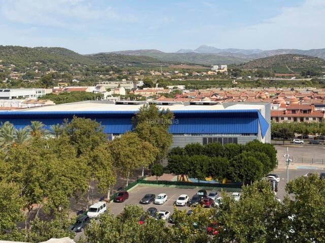 Piso en venta en Onda. Venta de piso de 4 habitaciones en Onda. Pisos.