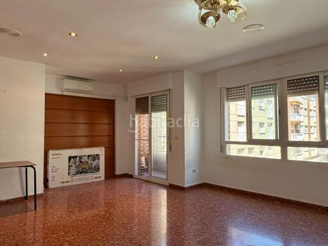 Piso en venta en Onda. VIVIENDA DE 3 DORMITORIOS CON GARAJE Y TRASTERO EN AVENIDA CATALUÑA, ONDA. Pisos.