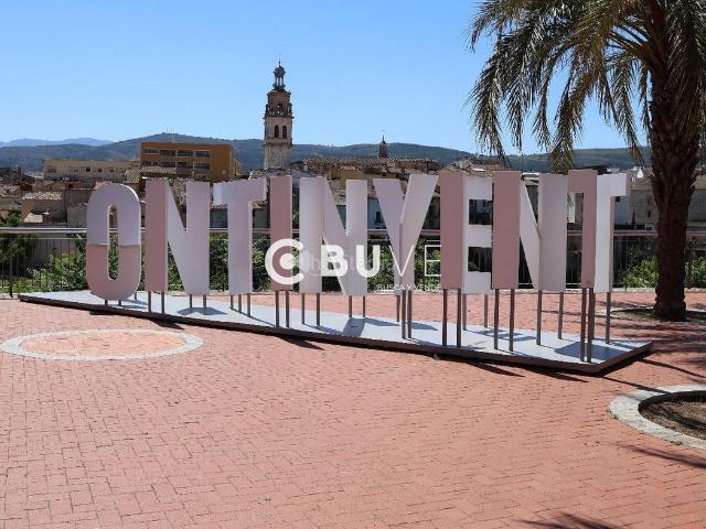 Piso en venta en Ontinyent, Sant Rafael. Se vende 2 pisos en Ontinyent para reformar. Pisos.