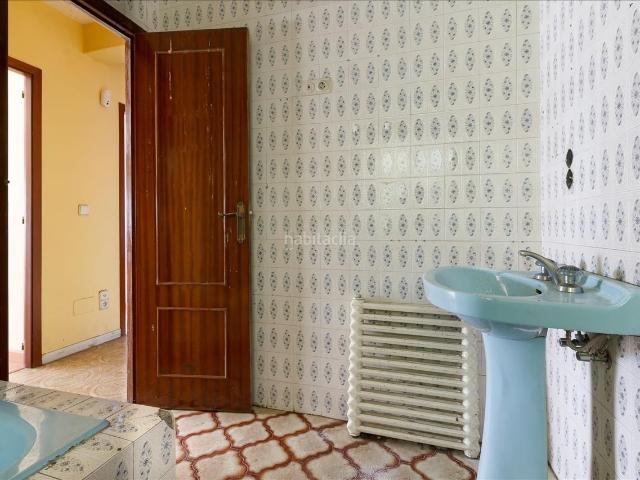 Piso en venta en Ordes. Piso a reformar en Ordes A Coruña. Pisos.