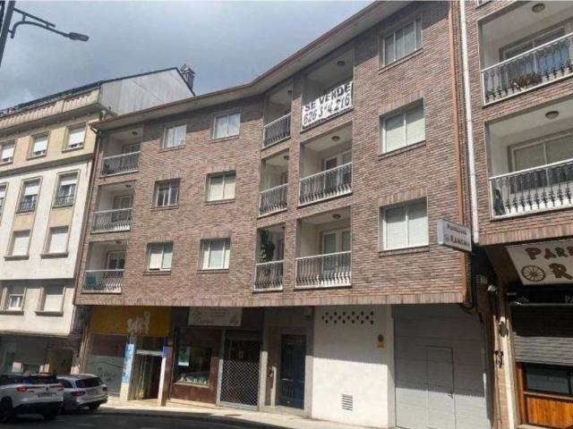 Piso en Venta en Ordes