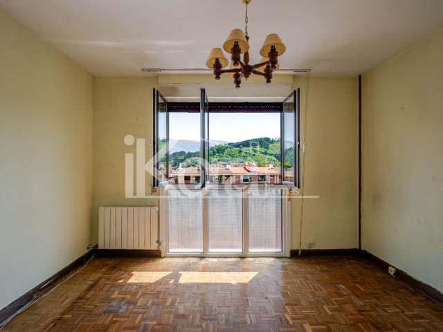 Piso en venta en Ordizia. Piso en Venta en Calle Filipinak con vistas a Txindoki. Pisos.