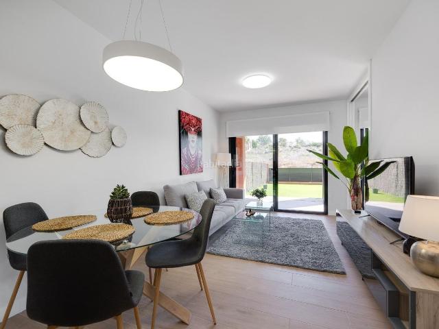 Piso en venta en Orihuela, Villamartín Las Filipinas. Pisos.