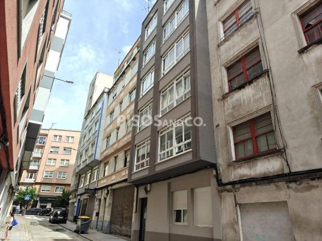 Piso en Venta en Os Mallos