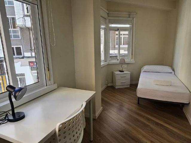 Piso en Venta en Os Mallos