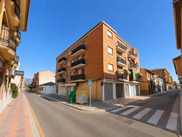 Piso en Venta en Avda. De los Ogíjares