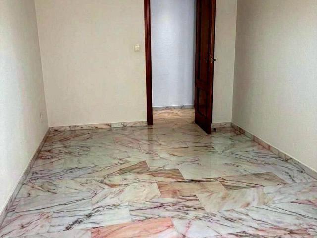 Piso en Venta en Avda de Madrid Pº de la Estación