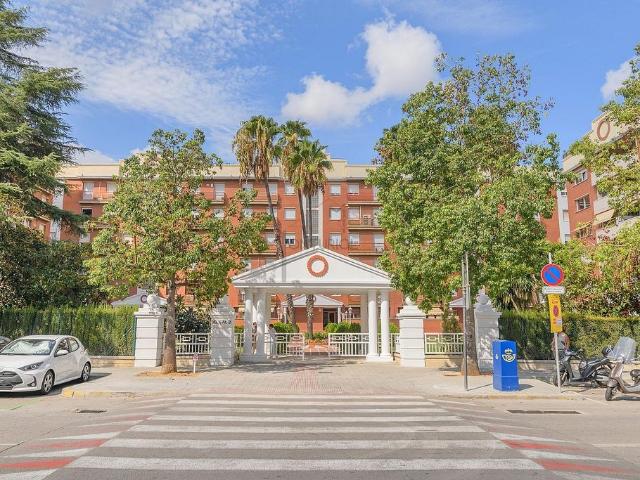 Piso en venta en avenida Generalitat de Catalunya, Sant Just Desvern, de 121 m² 4 habitaciones por 780.000