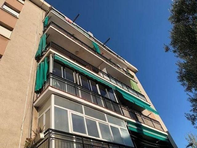 Piso en venta en avenida Germans Martí, Martorell, de 52 m² 2 habitaciones por 132.000