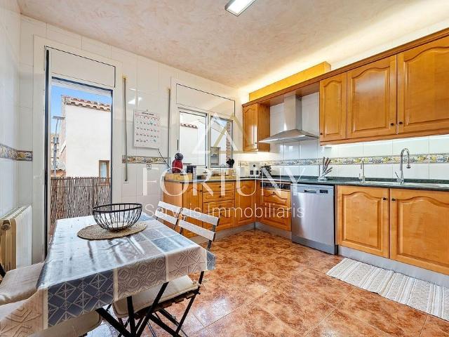 Piso en venta en avenida Doctor Josep Anton Sagarra, Mont Roig del Camp, de 139 m² 5 habitaciones por 160.900