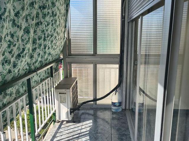 Piso en venta en avenida D'amèrica, Hospitalet de Llobregat, L´, de 74 m² 3 habitaciones por 275.000