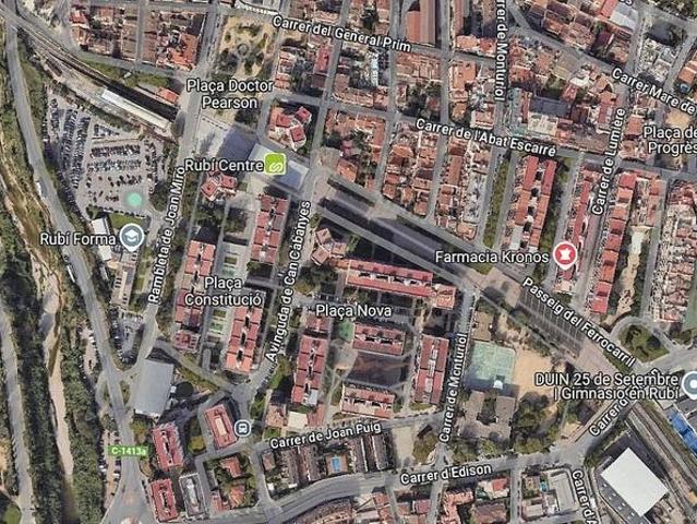 Piso en venta en avenida De Can Cabanyes, Rubí, de 75 m² 3 habitaciones por 99.000