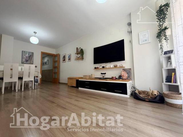 Piso en Venta en Avenida de Abril 9 de Octubre