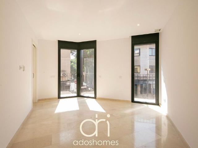 Piso en venta en avenida De Barcelona, Rubí, de 40 m² 1 habitación por 195.000