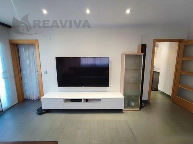 Piso en venta en avenida De Guillem Graell, Seu d´Urgell, la, de 77 m² 3 habitaciones por 307.500