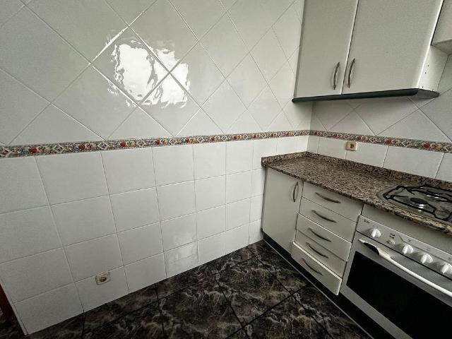 Piso en venta en avenida De Francesc Macià, Vilanova i La Geltrú, de 76 m² 3 habitaciones por 184.800