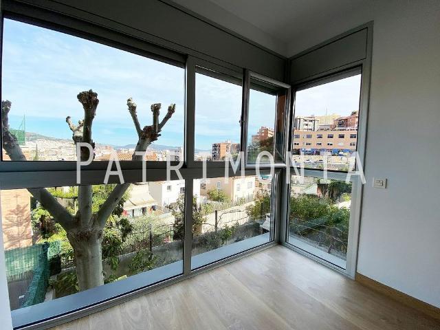 Piso en venta en avenida De Frederic Rahola, Barcelona, de 52 m² 2 habitaciones por 395.000