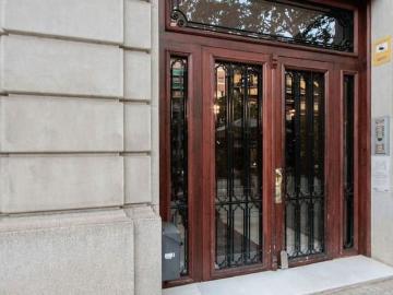 Piso en venta en avenida De Josep Tarradellas, Barcelona, de 168 m² 3 habitaciones por 592.833