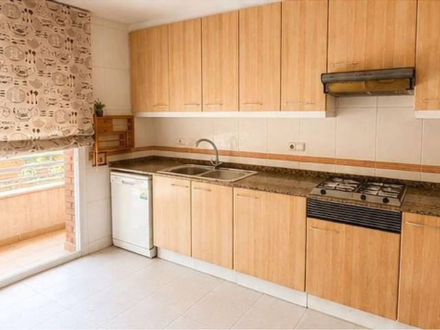 Piso en venta en avenida De Josep Tarradellas i Joan, Hospitalet de Llobregat, L´, de 118 m² 4 habitaciones por 455.000