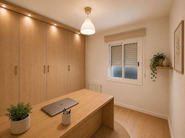 Piso en venta en avenida De Josep Tarradellas i Joan, Hospitalet de Llobregat, L´, de 66 m² 3 habitaciones por 255.000