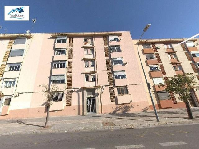 Piso en venta en avenida De la Concòrdia, Sabadell, de 67 m² 2 habitaciones por 185.000