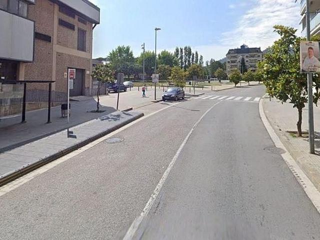 Piso en venta en calle De la Llibertat, Montornès del Vallès, de 89 m² 3 habitaciones por 200.000