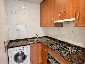 Piso en venta en avenida De la Mare de Déu de Montserrat, Barcelona, de 47 m² 2 habitaciones por 265.000