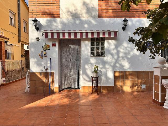 Piso en venta en avenida De la Verge de Montserrat, Barbera del Vallès, de 149 m² 4 habitaciones por 365.000