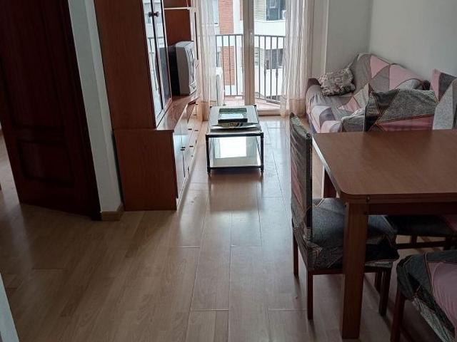 Piso en venta en avenida De Les Garrigues, Lleida, de 60 m² 2 habitaciones por 175.000