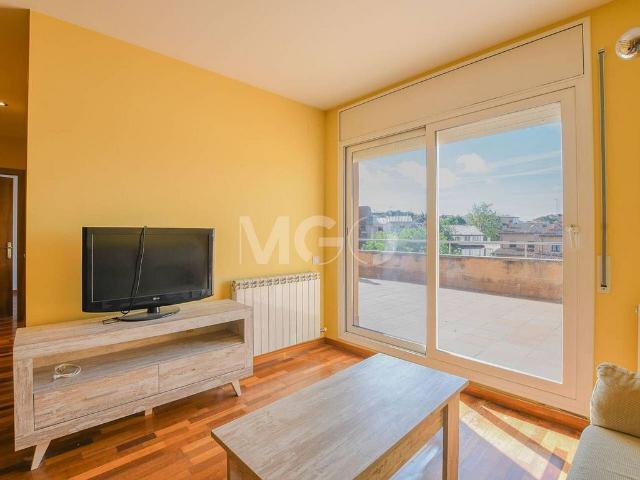 Piso en venta en avenida De Pau Casals, Sant Pere de Torelló, de 59 m² 2 habitaciones por 168.000