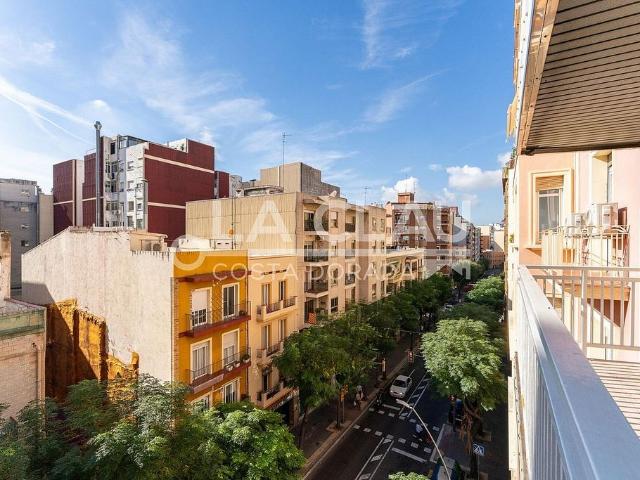 Piso en venta en avenida De Ramón y Cajal, Tarragona, de 155 m² 4 habitaciones por 420.000